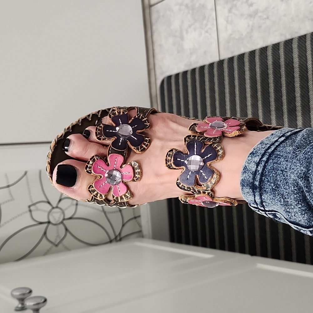 Spring Step Leather Sandals - Picture 12 of 13